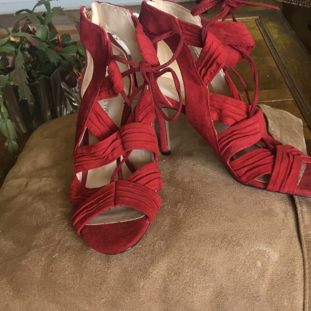 Women NINE WEST stiletto heels red suede shoes, new no box.size 7.5 M